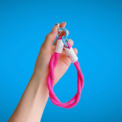 Barbie Bolt – hot pink with stripe